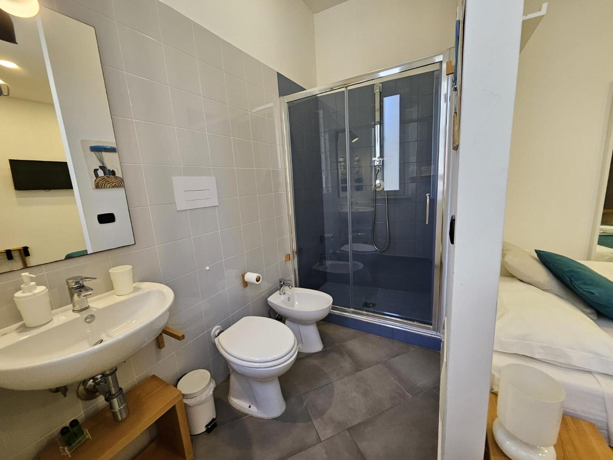 B&B Fuori Squadro - In Centro Con Terrazza Relax Vista Mare Reggio di Calabria Buitenkant foto