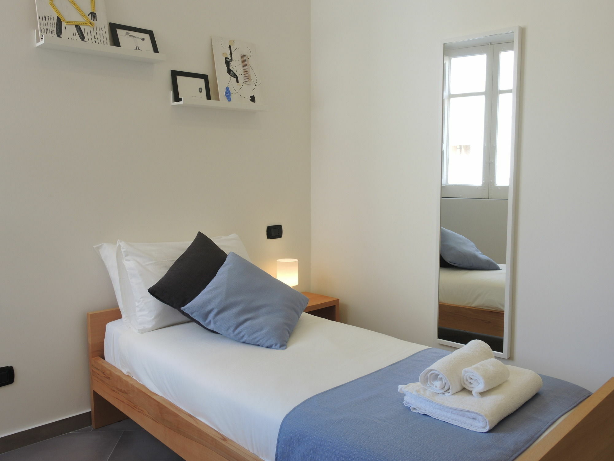 B&B Fuori Squadro - In Centro Con Terrazza Relax Vista Mare Reggio di Calabria Buitenkant foto